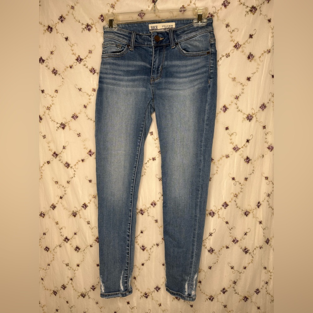 BKE Women's Light Blue Skinny Jeans